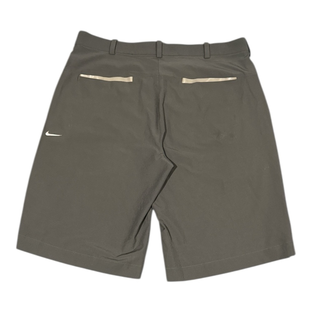 Nike Gold Tour‎ Gray Dri Fit Shorts - Picture 2 of 6